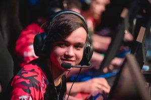 W7M-derrota-RED-e-vai-para-a-qualificatória-do-ESL-One-Major-Rio-2020