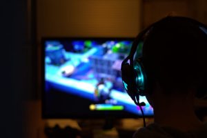 Com competições de corridas, lutas e tiro, e-sports cresce no Brasil e no mundo