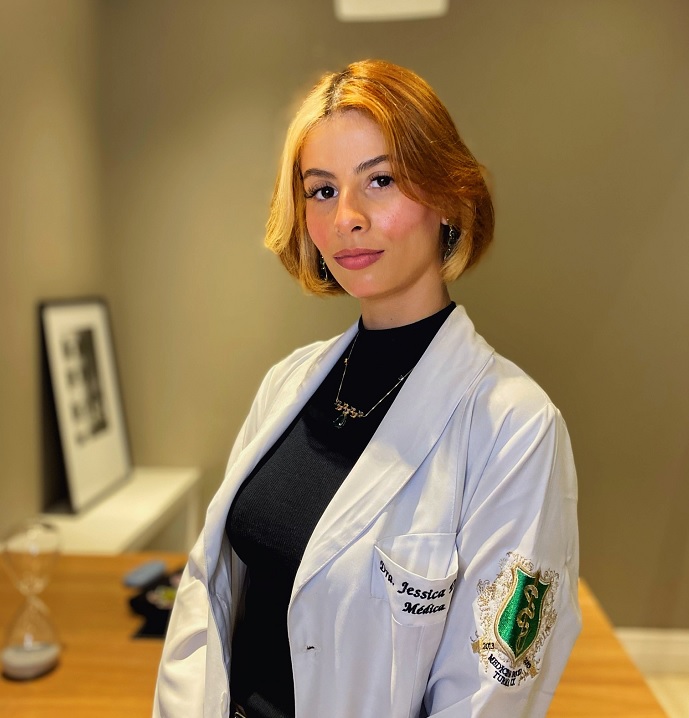 Jessica Durand é médica especialista em cannabis medicinal (Foto: Arquivo pessoal)