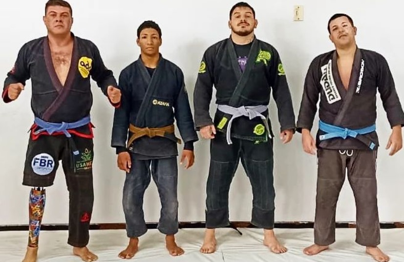 Rodolfo Tavares (à esquerda) em treino com a sua equipe, Duda JJ (Foto: Arquivo pessoal)