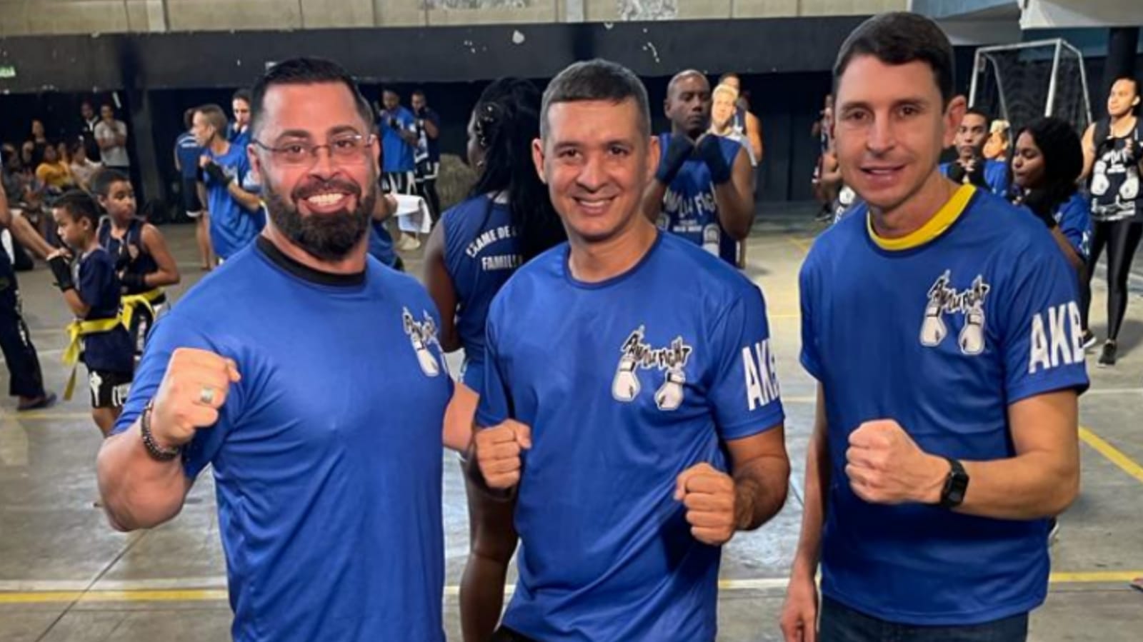 Daniel Martins, Marcos Torquato e Juninho do Pneu em trabalho conjunto na Família Fight (Foto divulgação)