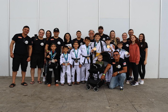 White House Jiu-Jitsu School vem de ótimos resultados recentes (Foto divulgação)