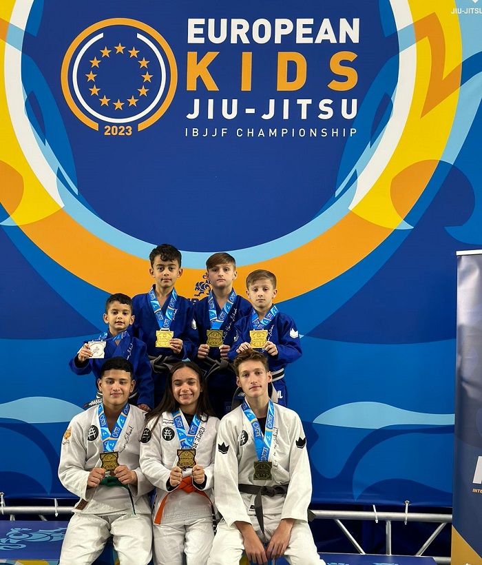 White House Jiu-Jitsu School deu um show na Irlanda e também em território nacional (Foto reprodução)