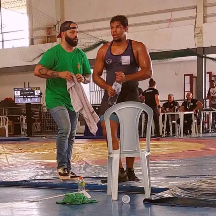 Com apoio de Fabricio Xavier, Wrestling do Rio deu show nos Jogos Escolares Brasileiros (Foto reprodução)