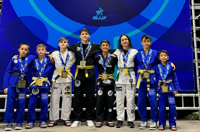 Todos os atletas da White House Jiu-Jitsu School medalharam no Pan Kids 2024 (Foto reprodução)