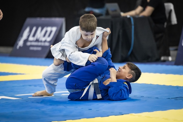 Lutas de alto nível marcaram a quarta etapa do Campeonato Mineiro de Jiu-Jitsu 2024 (Foto @joao.sfotos)