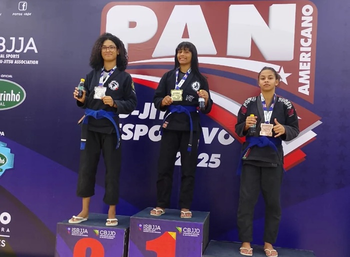 Mariana Campos é um dos destaques do Circuito Mineirinho de Jiu-Jitsu (Foto CBJJD)