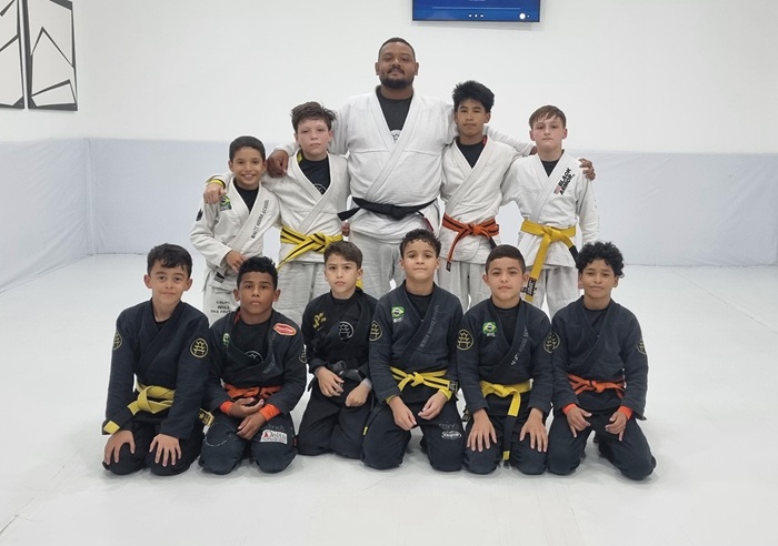Com 15 atletas e apoio da MasterFrigo, White House Jiu-Jitsu School está pronta para o Brasileiro de Jiu-Jitsu Crianças (Foto divulgação)