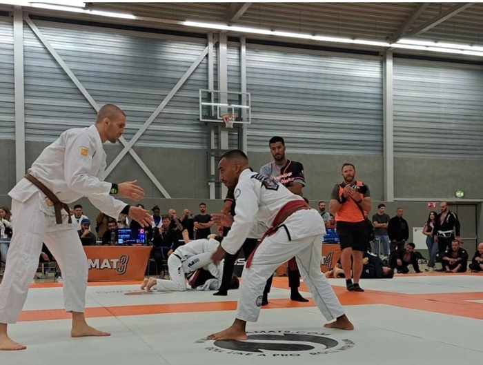 Diego (à direita) quer disputar o Mundial Master da IBJJF (Foto reprodução)