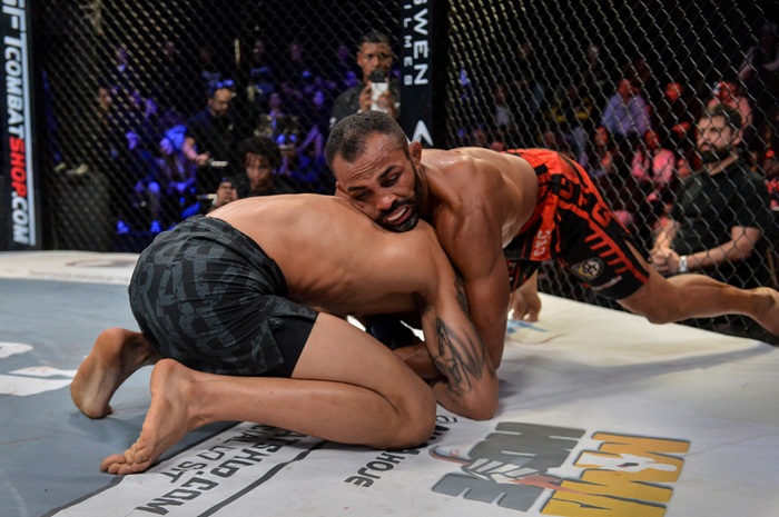Elismar Carrasco brilhou na luta principal do SFT Combat 57 (Foto Myriam Albertuni)