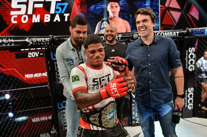 Carvoeiro superou Rodrigo e manteve título no SFT Combat 57 (Foto Myriam Albertuni)
