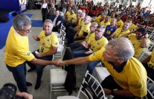 ze-roberto-e-bernardinho-se-cumprimentam-gaspar-nobregainovafotocbv