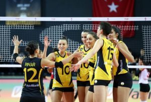 Gabi-volta-em-nova-vitória-do-líder-Vakifbank