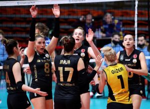 Vakifbank completa semana perfeita na Champions